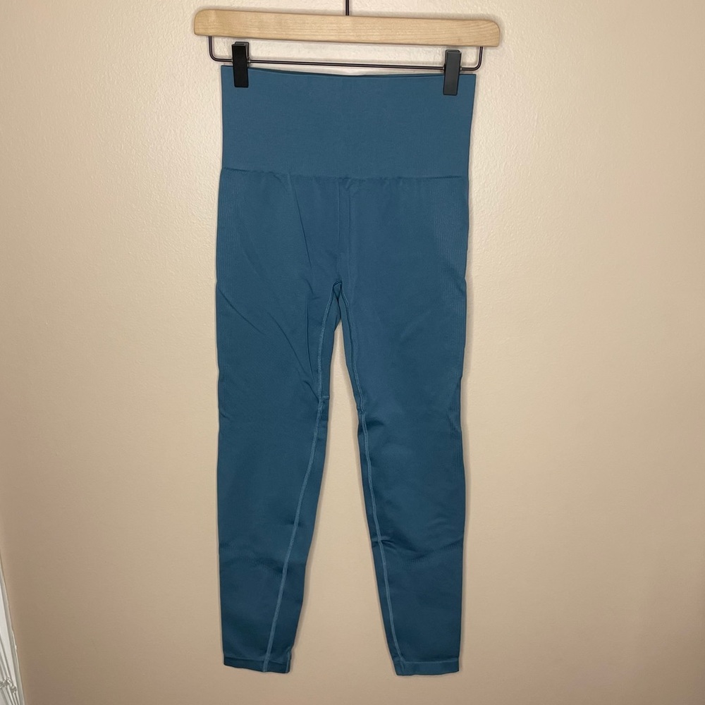 The North Face Teal Seamless Full Length Leggings Size Medium